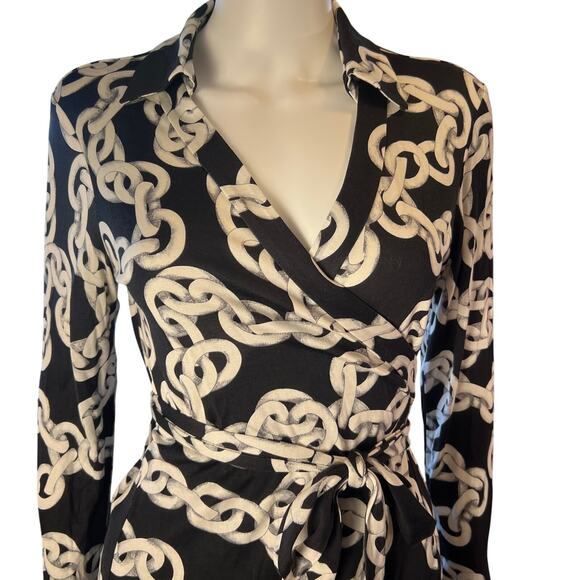 DVF New Jeanne Two Wrap Chain Jersey Silk Long Sleeve Dress Sz 10 - Picture 2 of 10